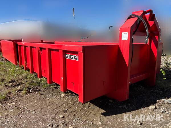 Scahktflak Bigab 700241 med hydraulisk tippläm