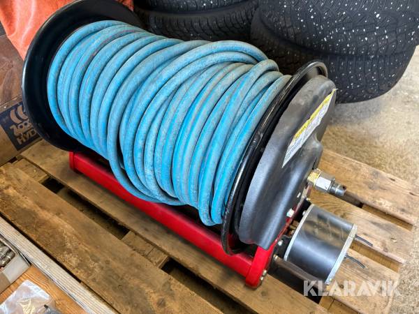 Högtrycksslang Reelcraft med 24V elmotor