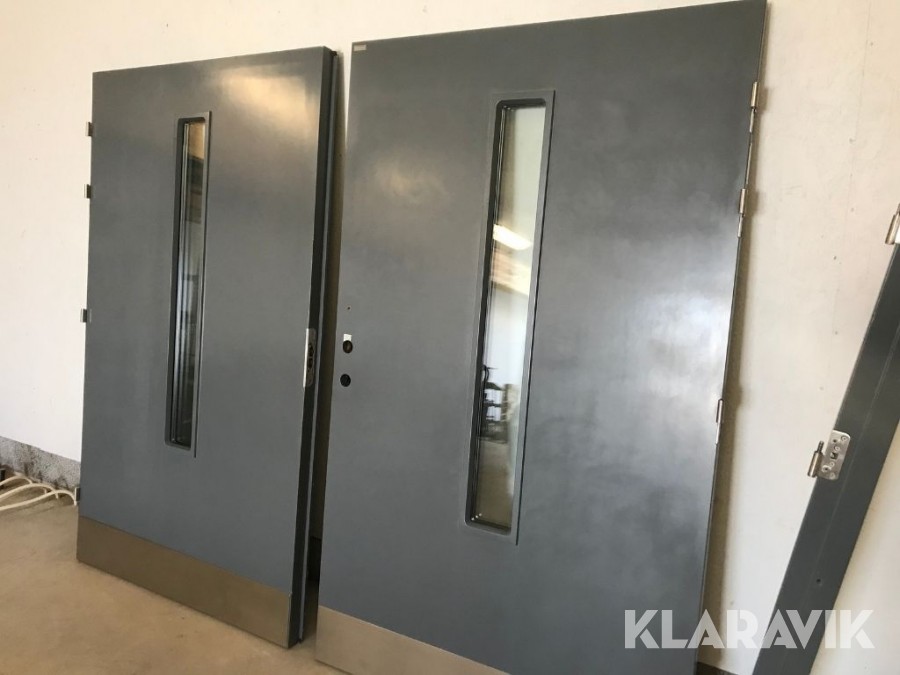 Garagedörr / Slagport Diplomat Laila med karm och låskista