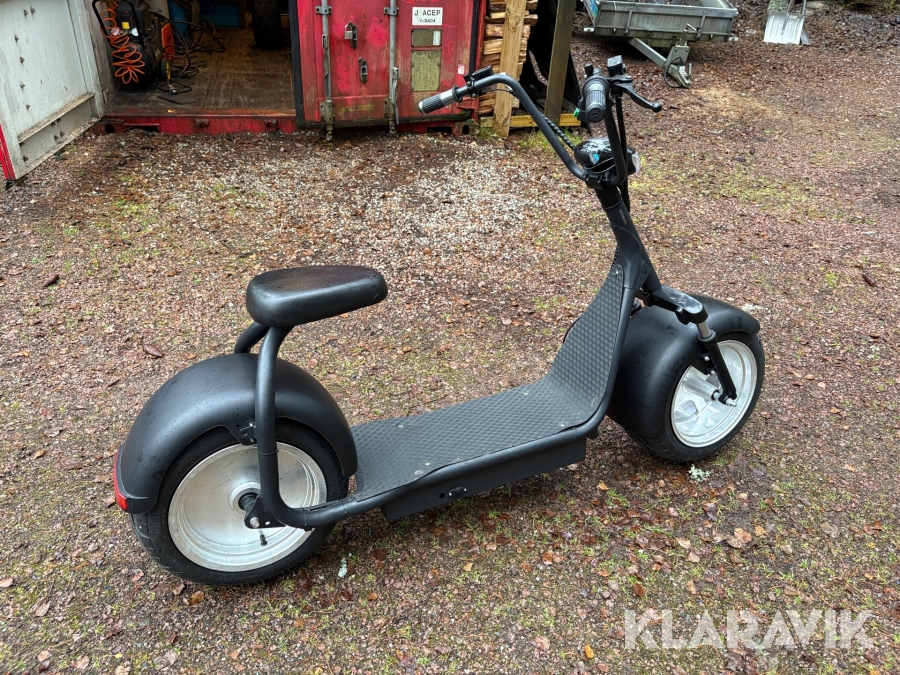 El scooter Fat bad boy 3000 v tre växlad