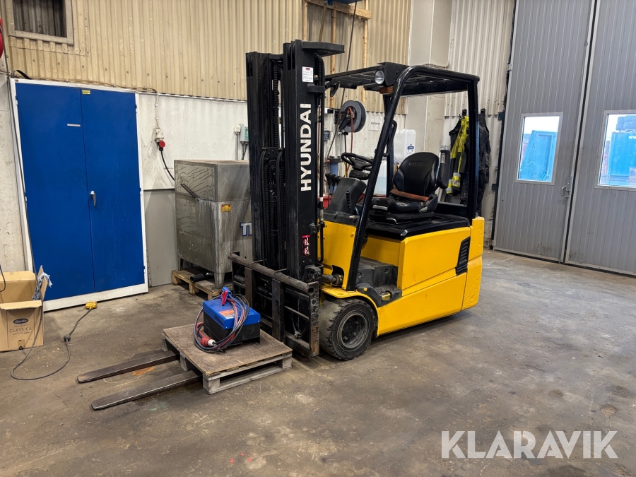 Truck Hyundai 18BT-9