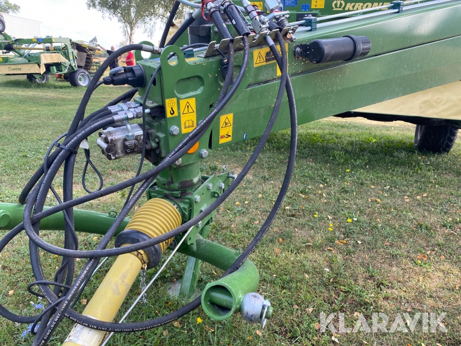 Slåtterkross Krone Easy Cut tTS360 CV med matta