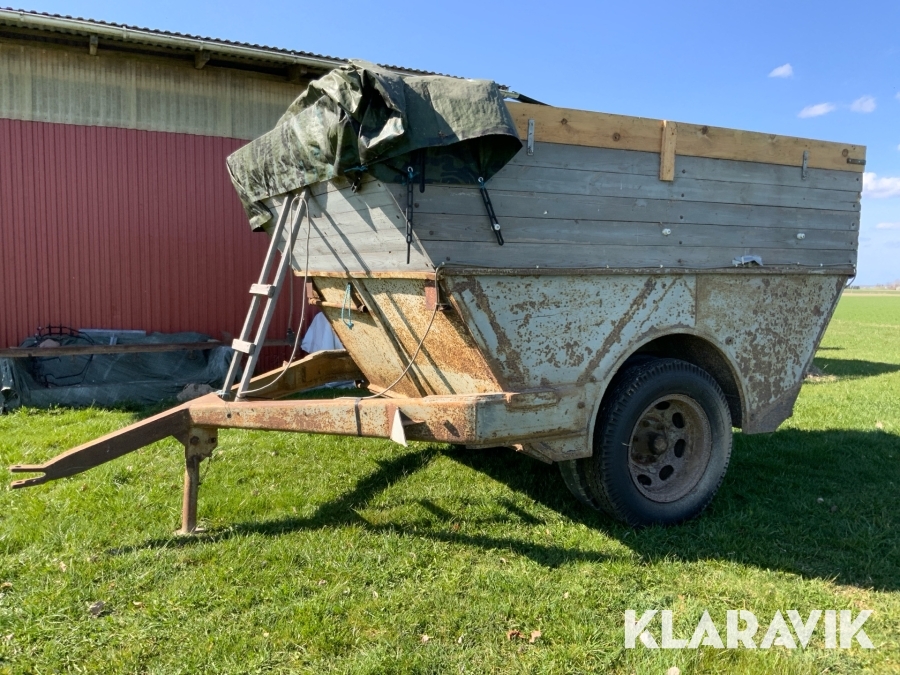 Självtömmande spannmålskärra 5ton