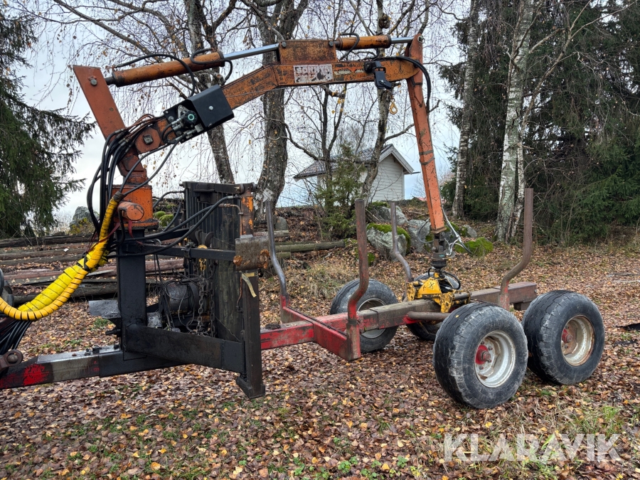 Huggarvagn med radiostyrd vinsch