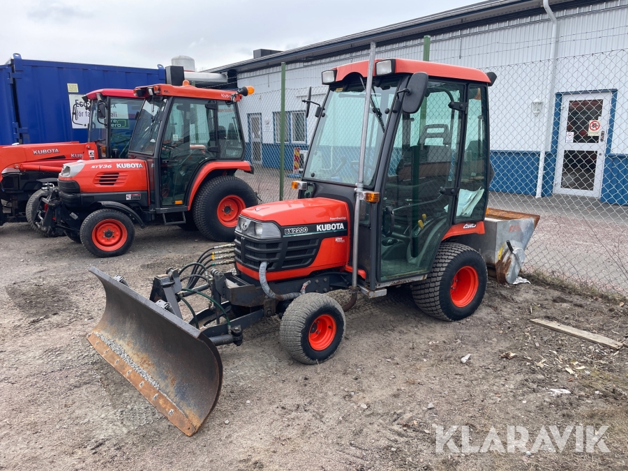 Traktor Kubota BX2200