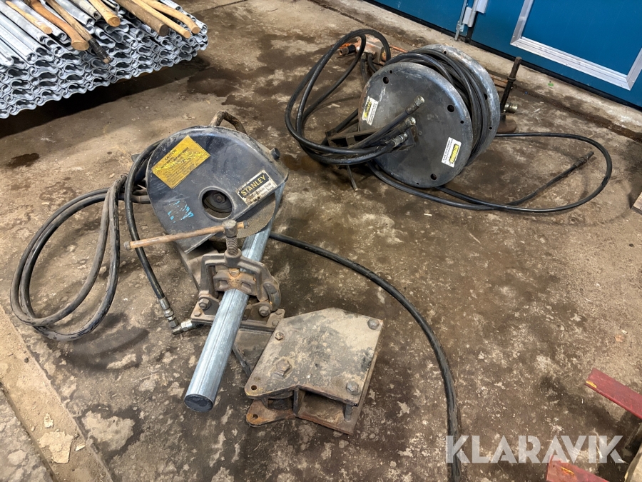 Hydraulkap, slangvinda och hydraulhammare