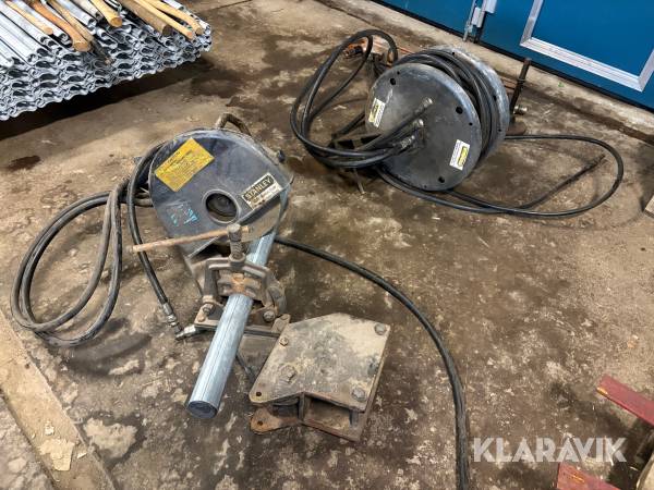 Hydraulkap, slangvinda och hydraulhammare