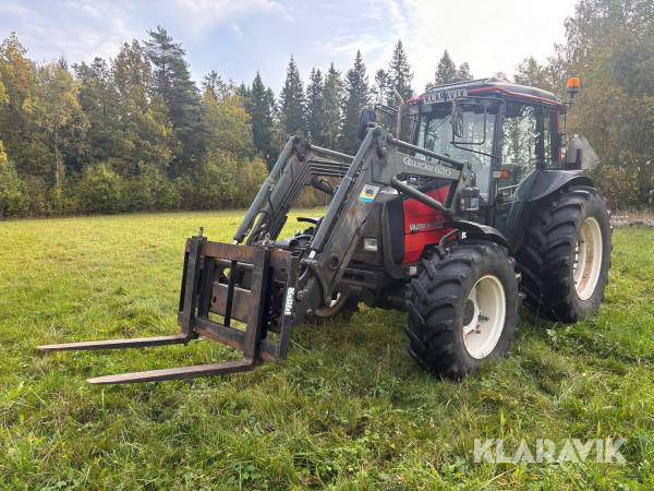 Traktor Valmet 700
