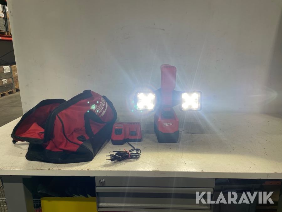Arbetsbelysning med liftfäste Milwaukee M18 UBL-502B