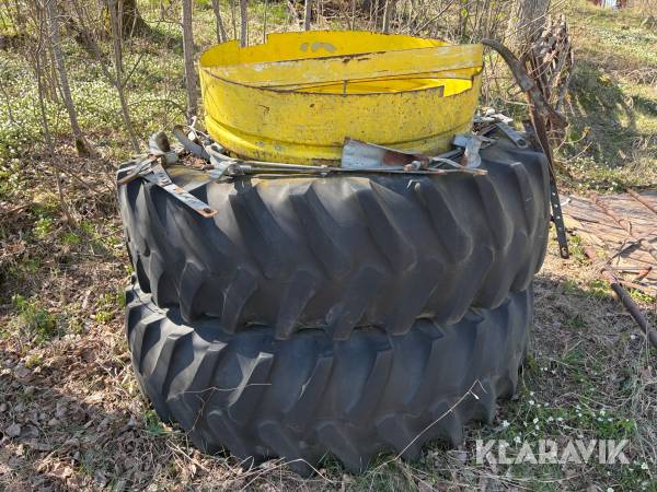 Dubbelmontage 20.8R42 2st