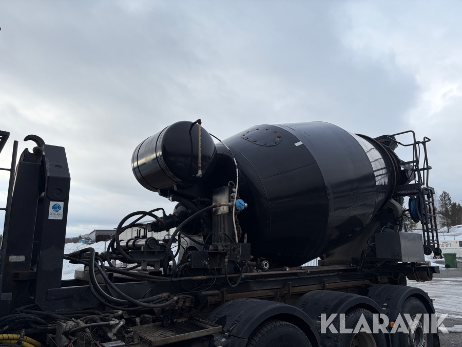 Betongroterare MSM 9M på lastväxlarram