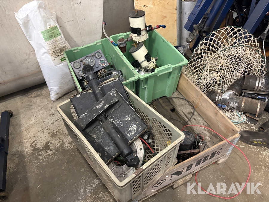 Diverse båttillbehör