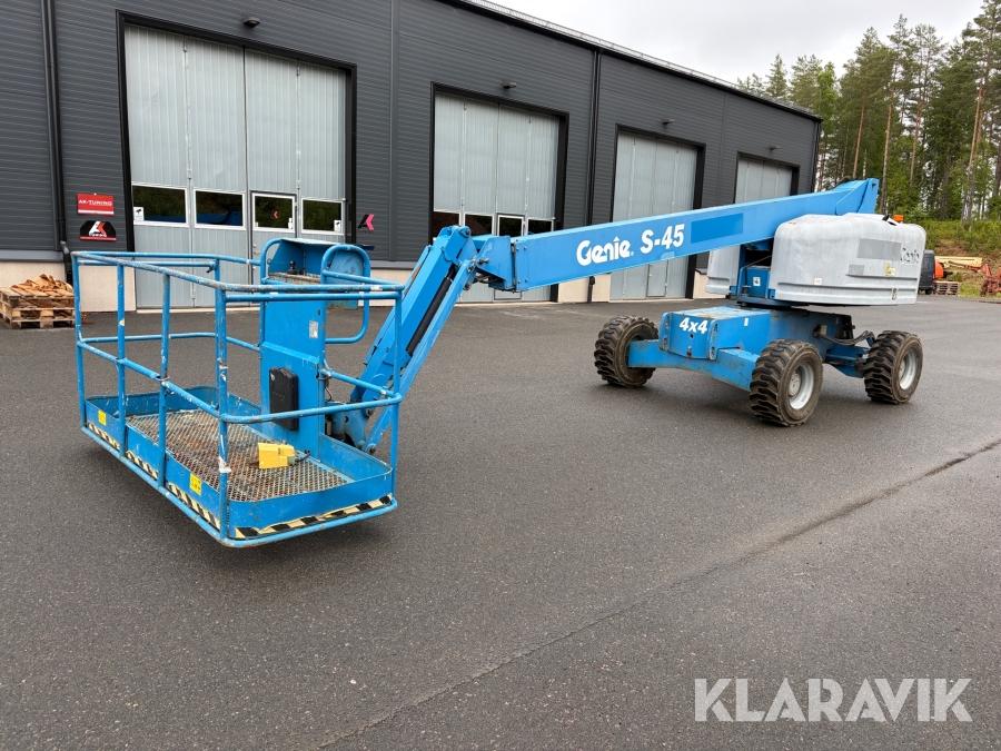 Bomlift Genie S-45 4x4