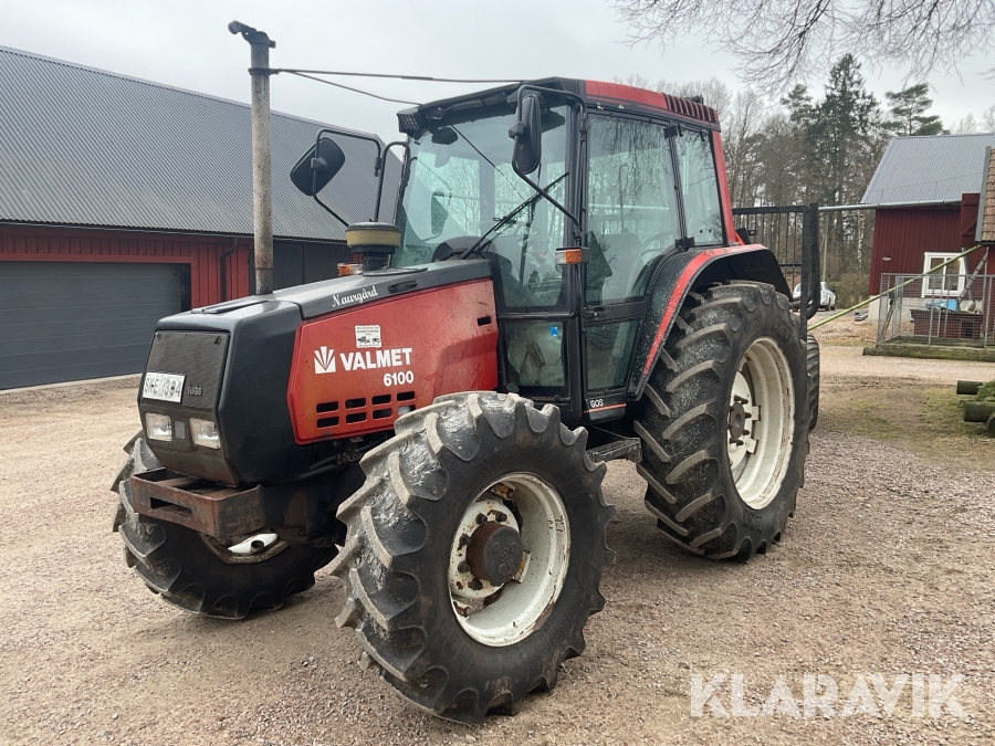 Traktor Valmet 6100