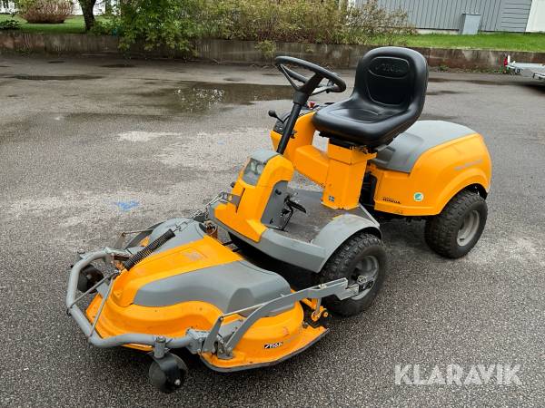Åkgräsklippare Stiga Park Royal 4WD