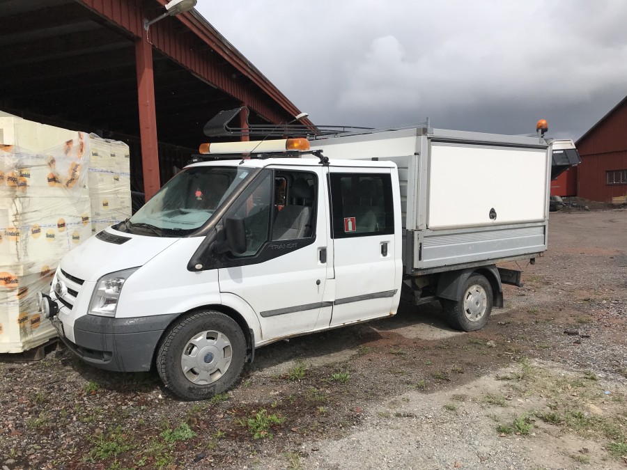 Pickup Ford Transit 4WD