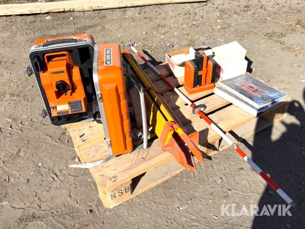 Totalstation Geodimeter System 400