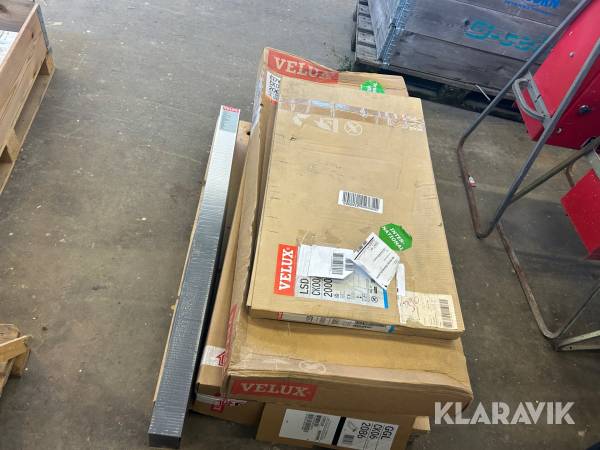 Takfönster Velux 55x118 cm