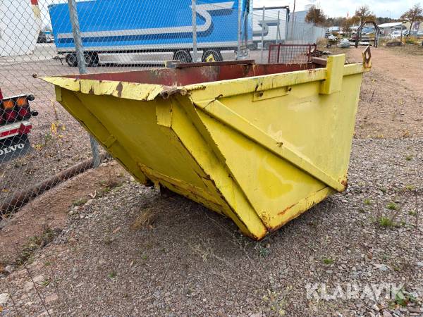 Materialcontainer trimafäste