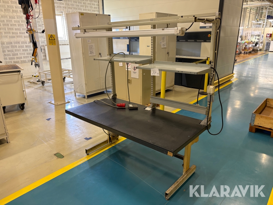 Arbetsbänk höj & sänkbar