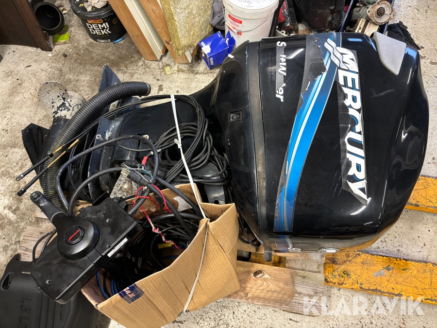 Båtmotor utombordare Mercury Saltwater 90