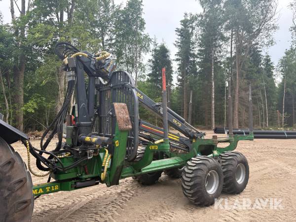Skogsvagn Farma T12 4WD