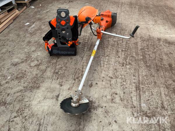 Röjsåg Husqvarna 545 FX Auto Tune med sele hjälm och klinga