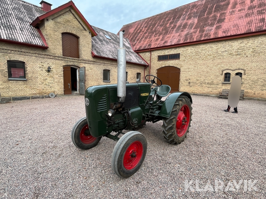 Veterantraktor Bolinder-Munktell BM 10 med tändkulemotor