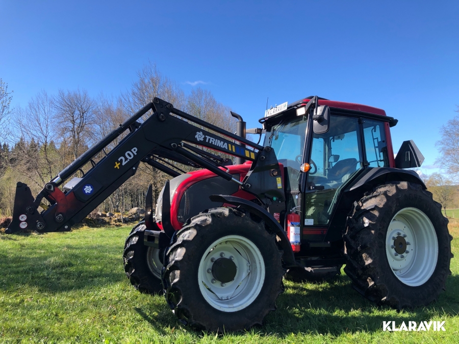 Traktor Valtra A72 V med lastare, skogshytt, få timmar!