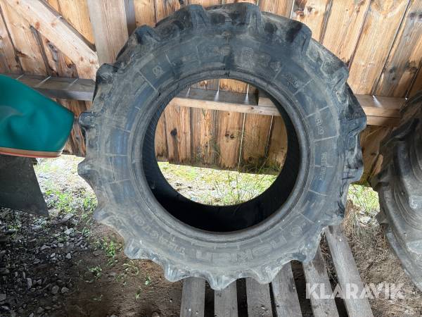 Däck Nokian 13.6 R24 1st