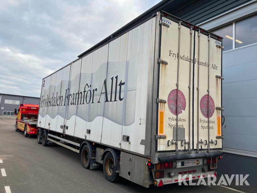 Släp Närko UTP 39-L-4 med öppningsbar sida