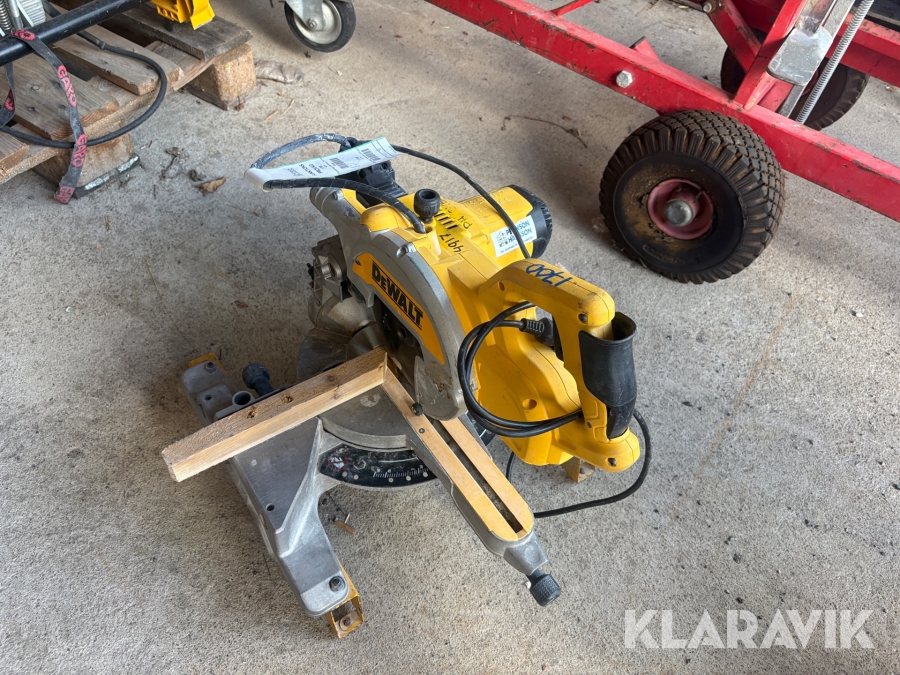 Kap och gersåg Dewalt DWS777