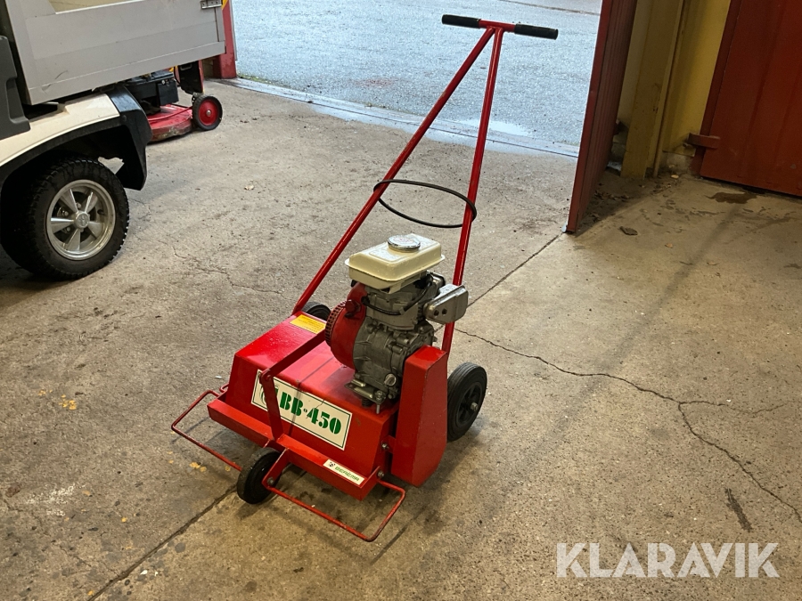 Bensindriven Vertikalskätare/Gräsmattevårdare Honda
