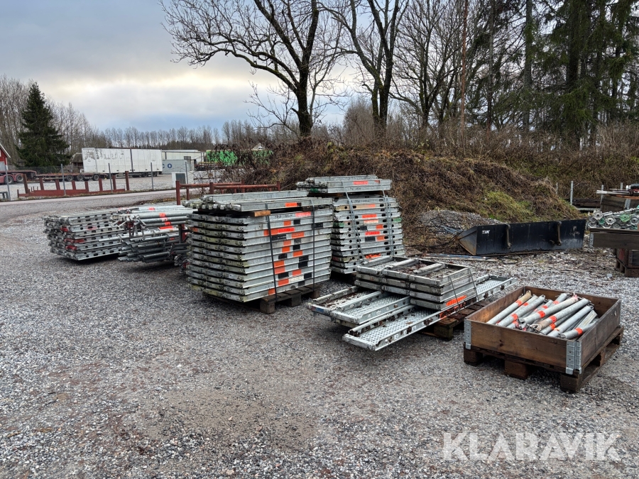 Parti med ställningsmaterial Layher