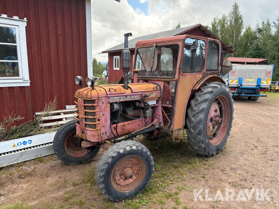 Traktor Volvo BM 350 Boxer