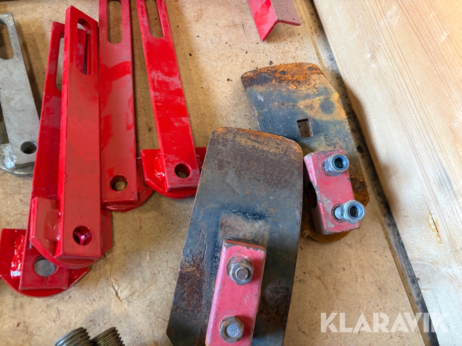 Diverse reservdelar till Väderstad harv