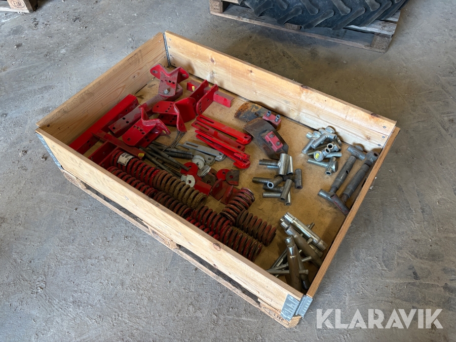 Diverse reservdelar till Väderstad harv