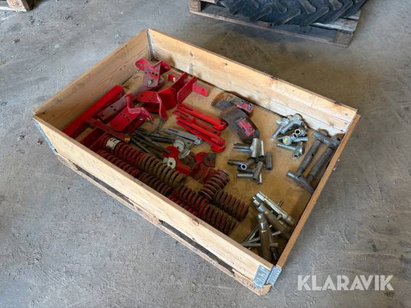 Diverse reservdelar till Väderstad harv