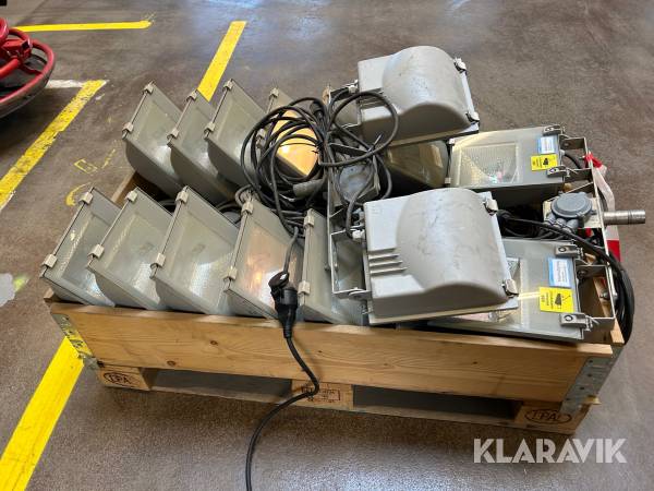 Strålkastare SBP Jolly 1/S 150-94-CR dubbel 8st