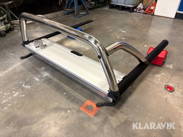 Mountain top sport bar Isuzu SB IS90 med Jalusi