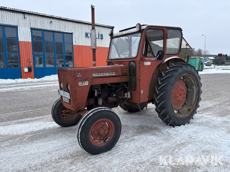 Traktor McCormick 624 Diesel