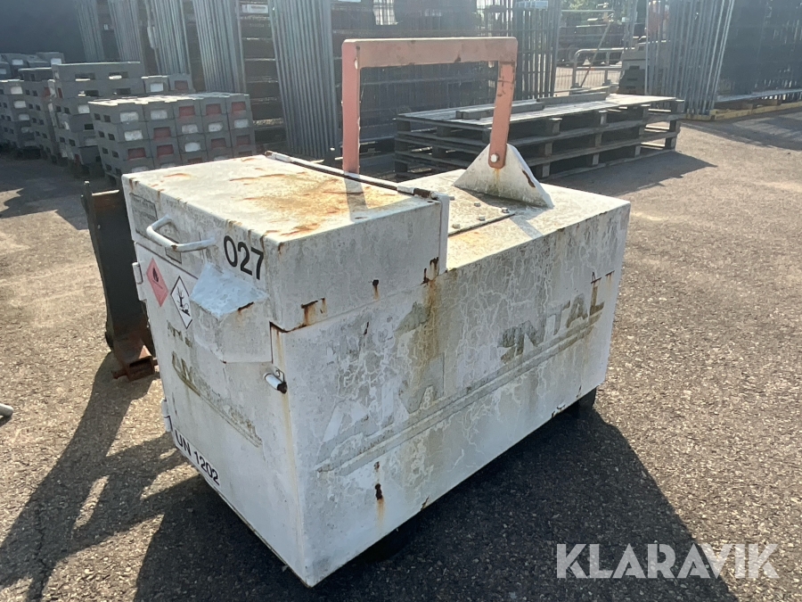 Dieseltank Färmartanken 450 liter med handpump