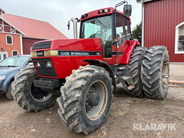 Traktor Case IH 7130 Magnum med dubbelmontage