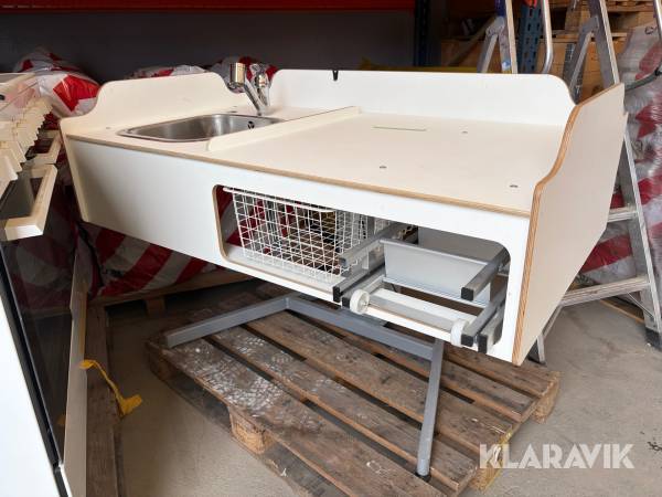 Skötbord höj och sänkbart