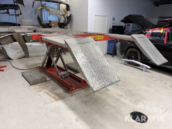 Riktbänk Autorobot C2 med tillbehör och mätutrustning