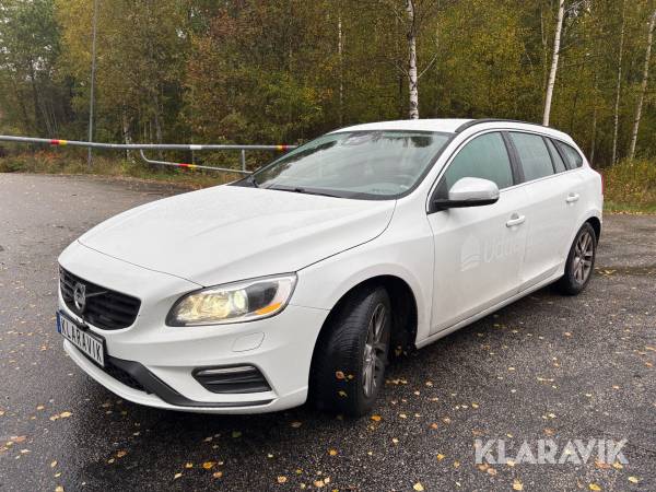 Volvo V60 D4 R-Design