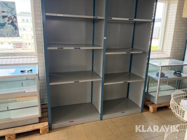 Lagerhylla med hyllplan