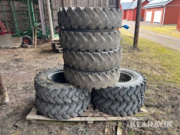 Hjul Kumho 8st för hjulgrävare