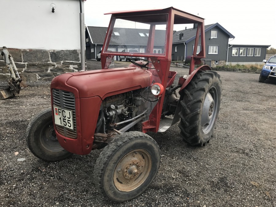 Äldre traktor