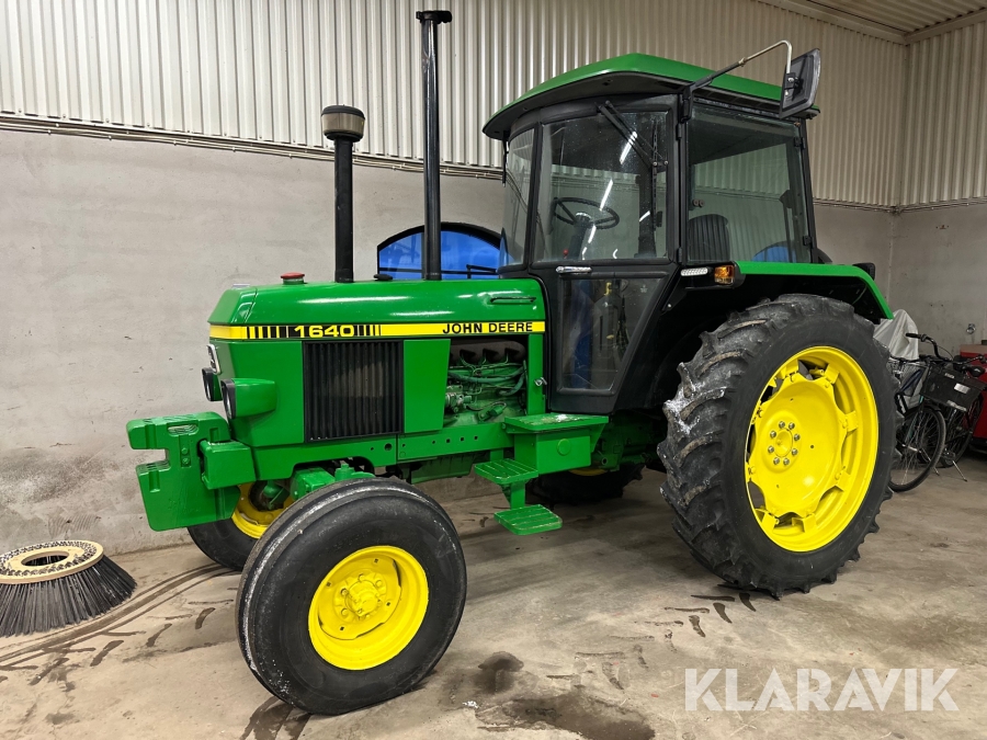 Traktor John Deere 1640